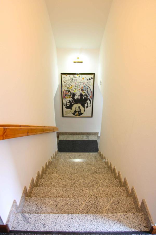 Hard Rock Rooms For Two Livno Extérieur photo