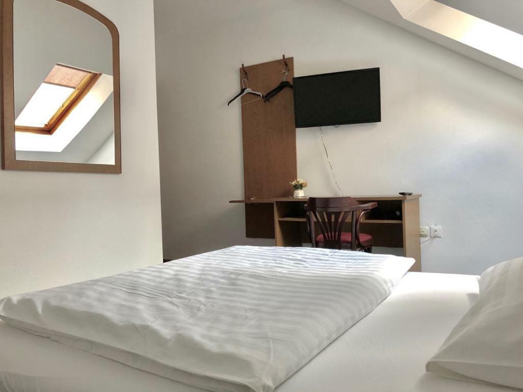 Hard Rock Rooms For Two Livno Extérieur photo